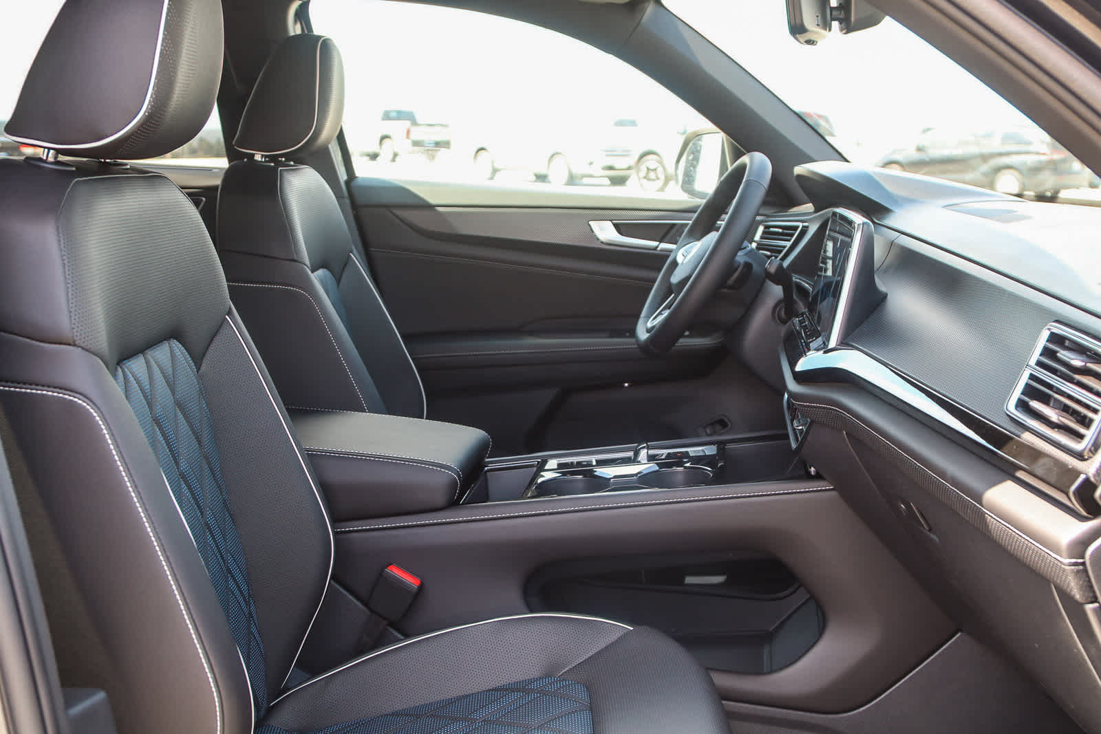 Thumbnail: 2026 Volkswagen Atlas - 17