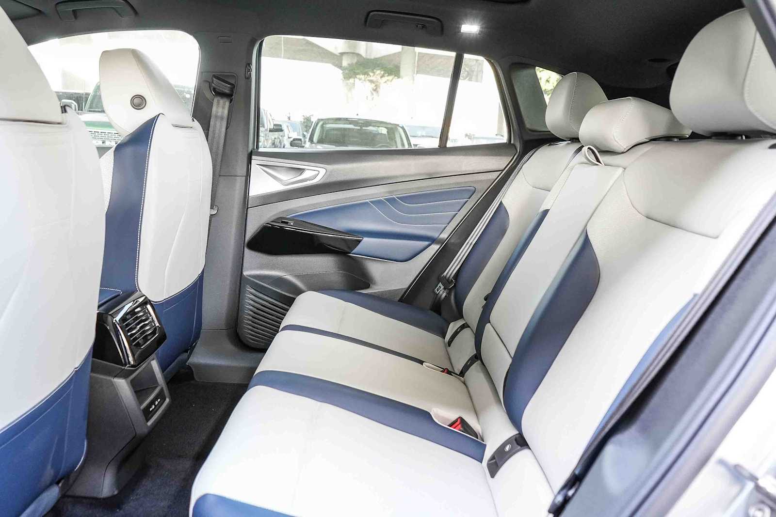 Thumbnail: 2025 Volkswagen ID.4 - 19