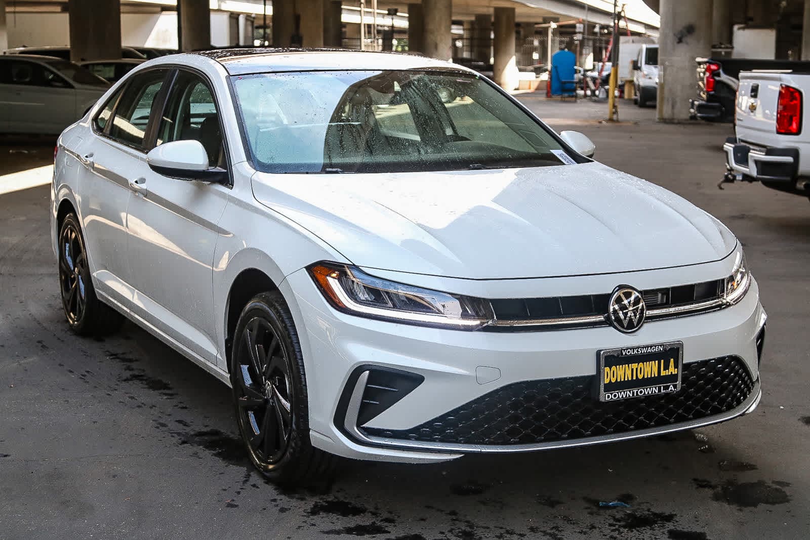 Thumbnail: 2025 Volkswagen Jetta - 3