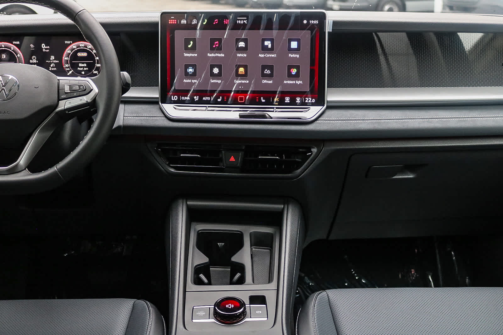 Thumbnail: 2026 Volkswagen Tiguan - 15