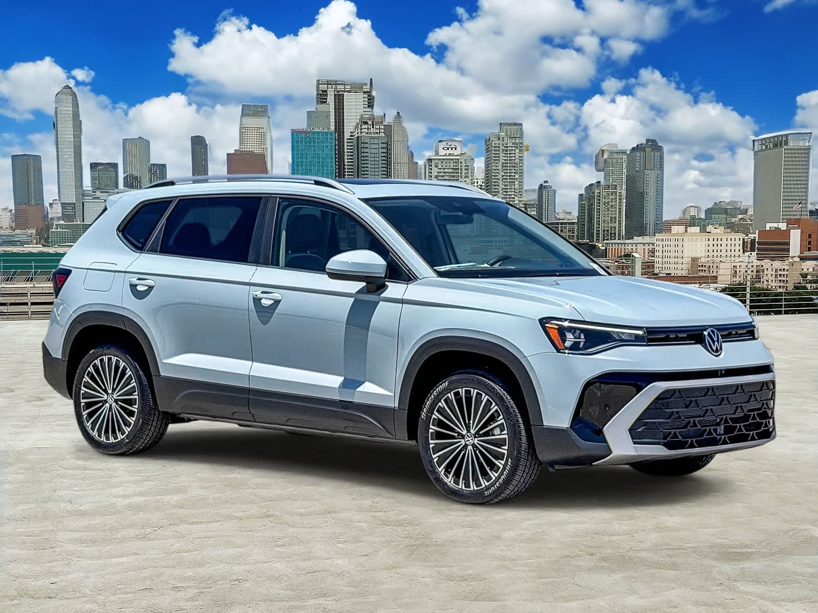 Thumbnail: 2026 Volkswagen Taos - 3