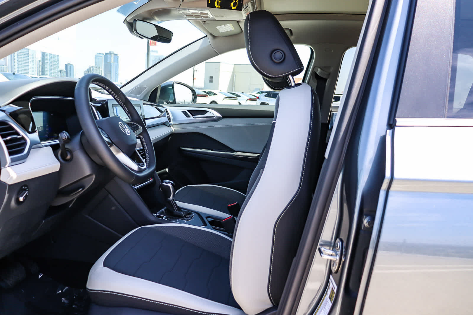 Thumbnail: 2026 Volkswagen Taos - 20