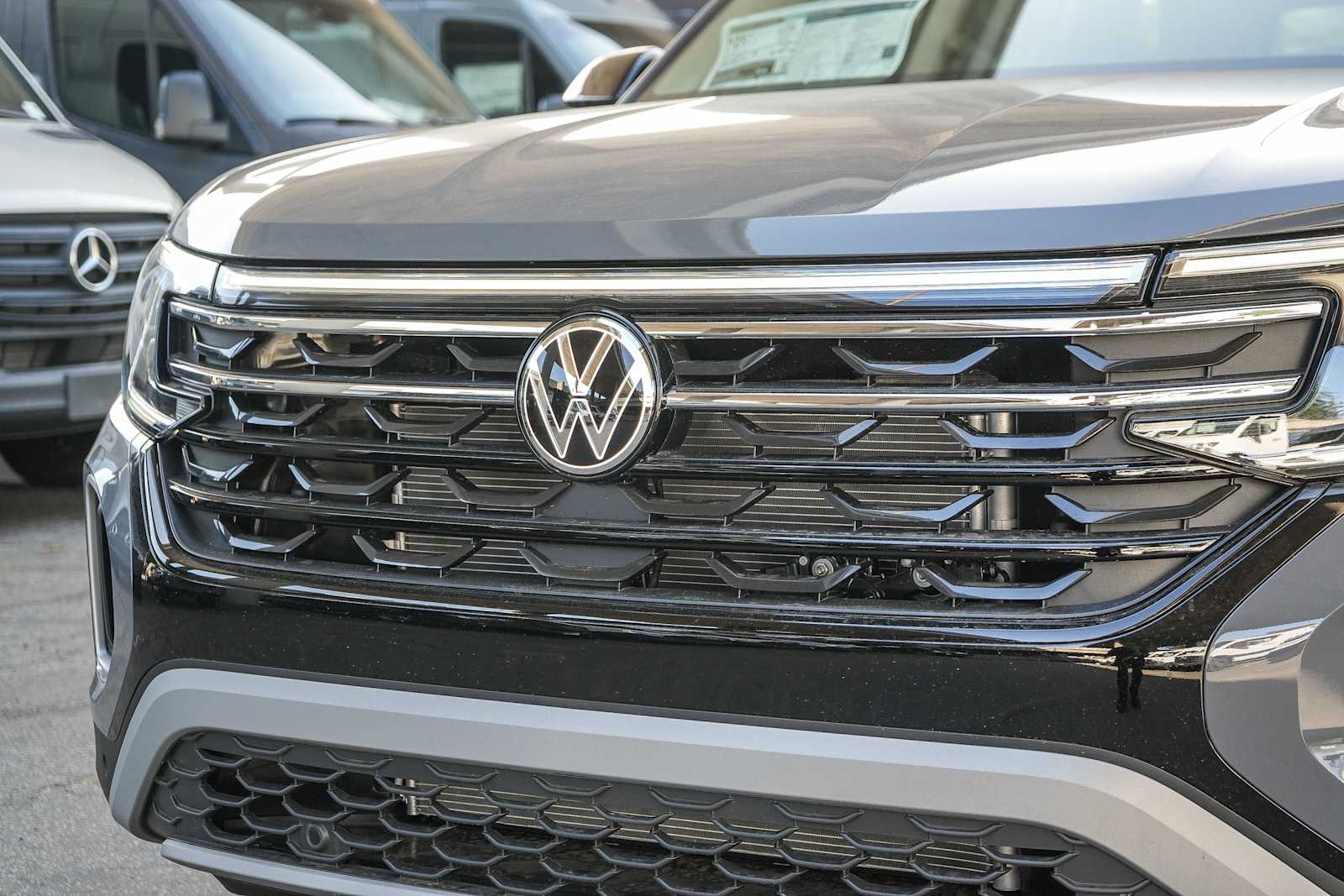 Thumbnail: 2026 Volkswagen Atlas - 11
