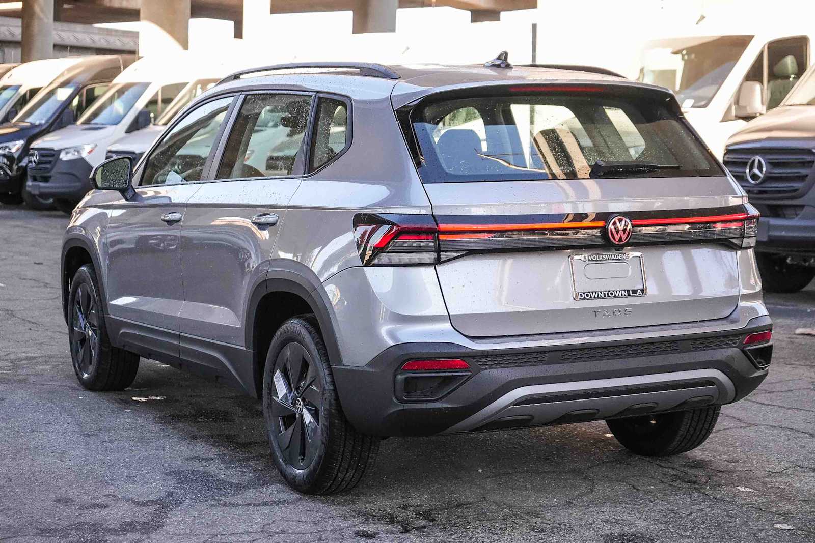 Thumbnail: 2026 Volkswagen Taos - 8