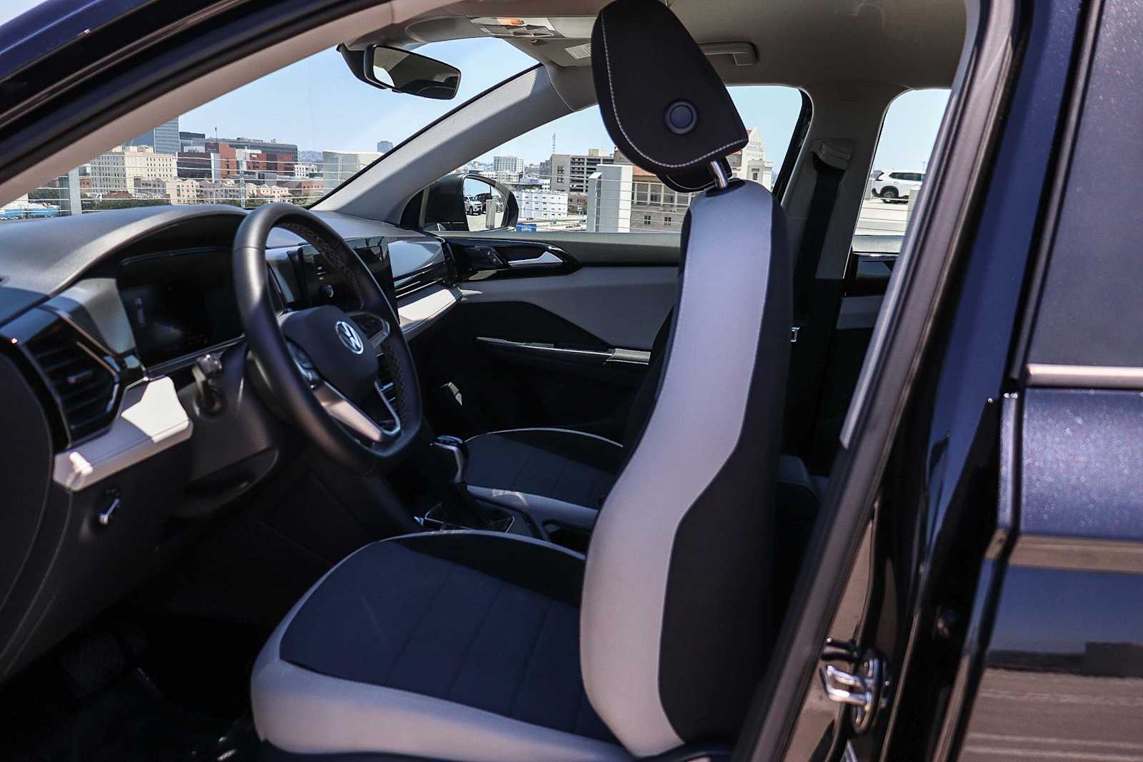 Thumbnail: 2025 Volkswagen Taos - 19