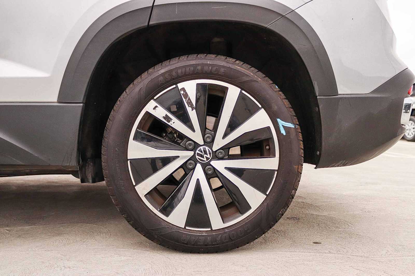 Thumbnail: 2024 Volkswagen Taos - 9