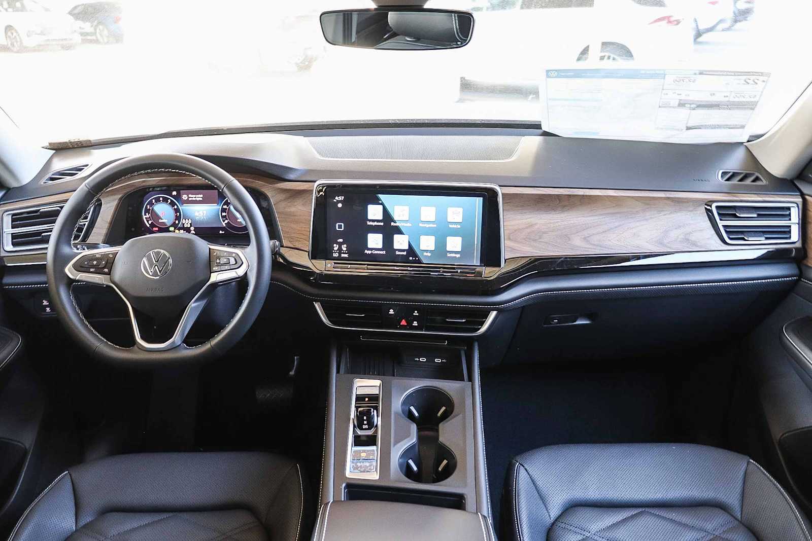 Thumbnail: 2026 Volkswagen Atlas - 14