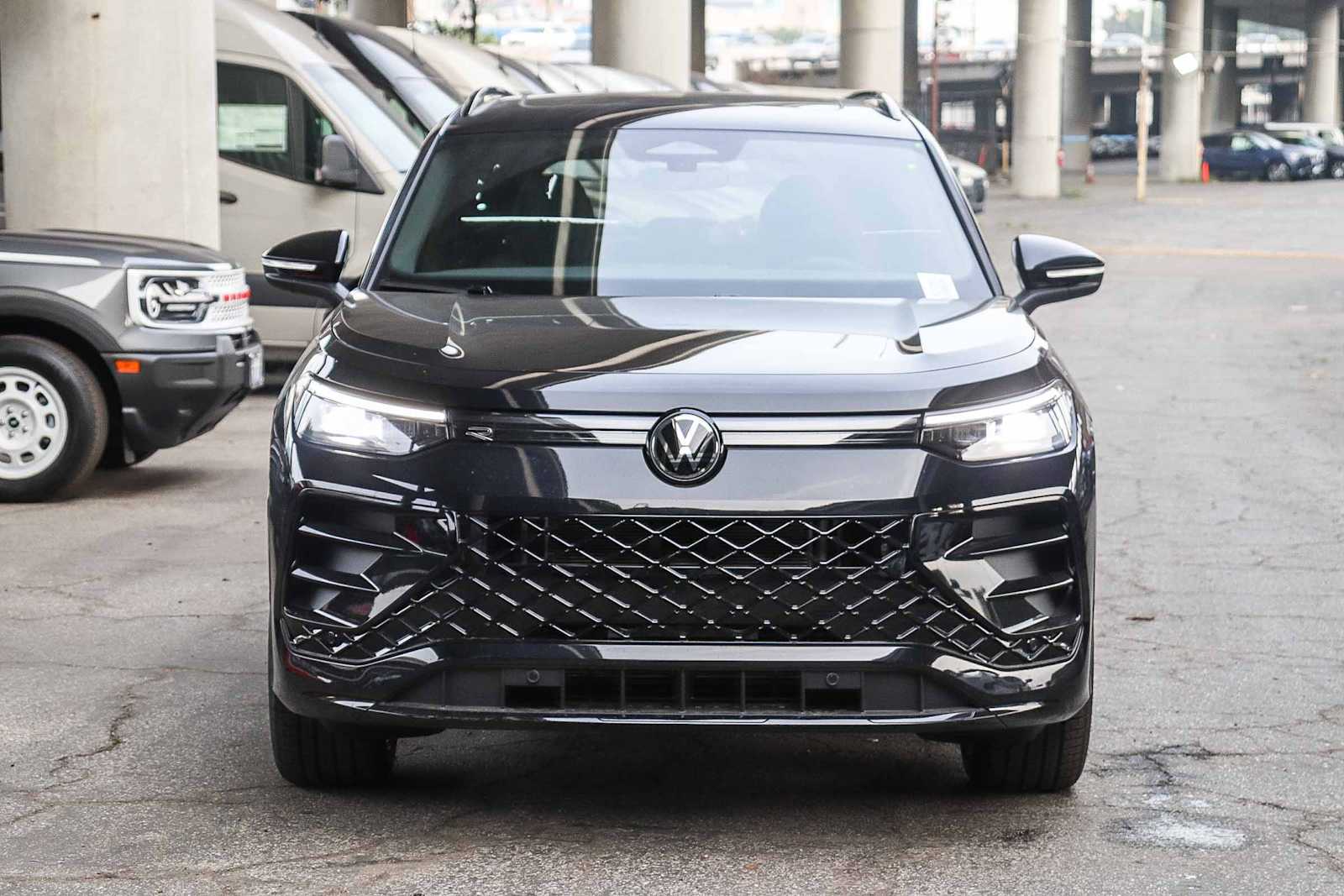 Thumbnail: 2026 Volkswagen Tiguan - 2