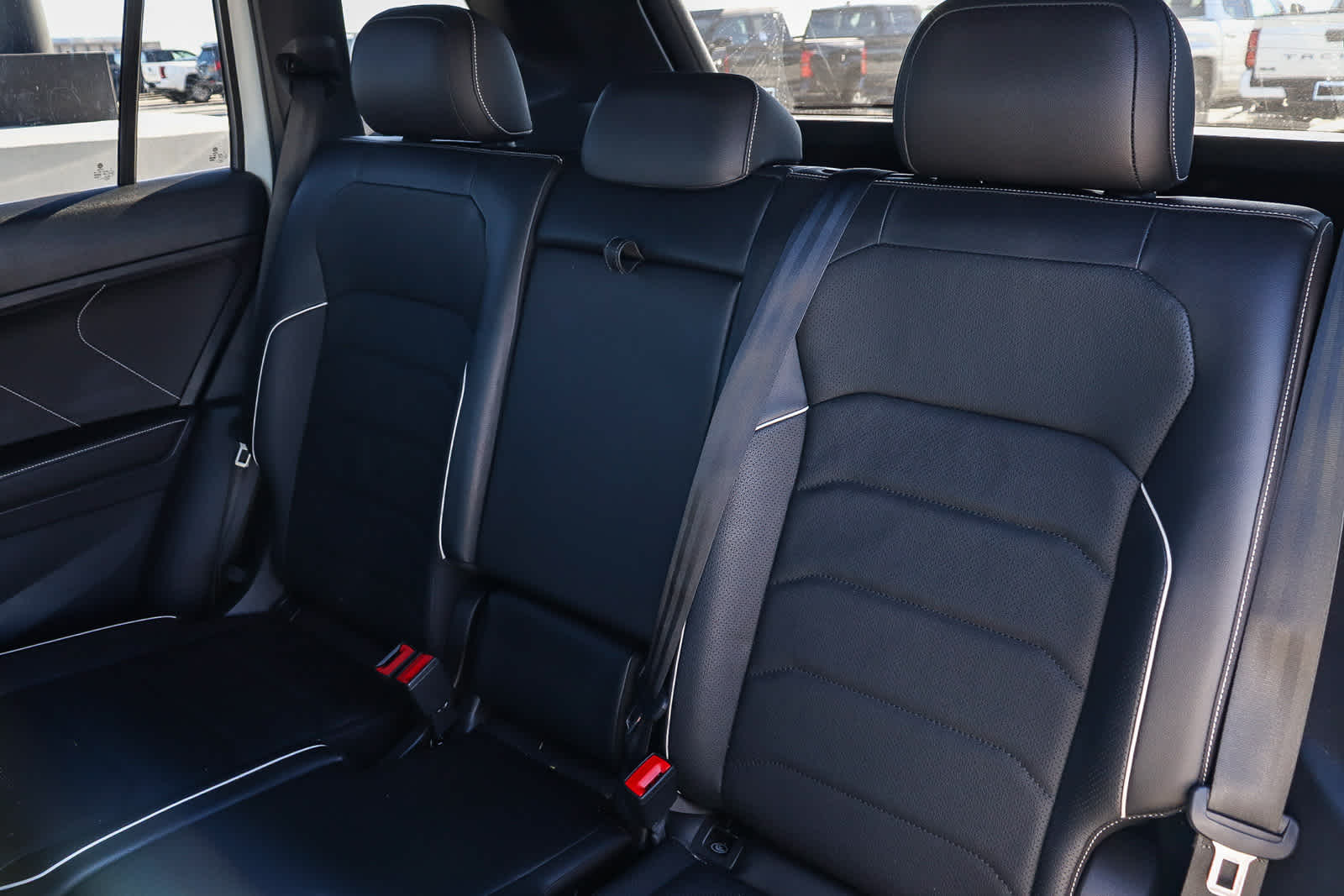 Thumbnail: 2022 Volkswagen Tiguan - 19