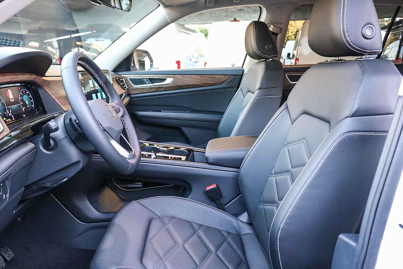 Thumbnail: 2026 Volkswagen Atlas - 17