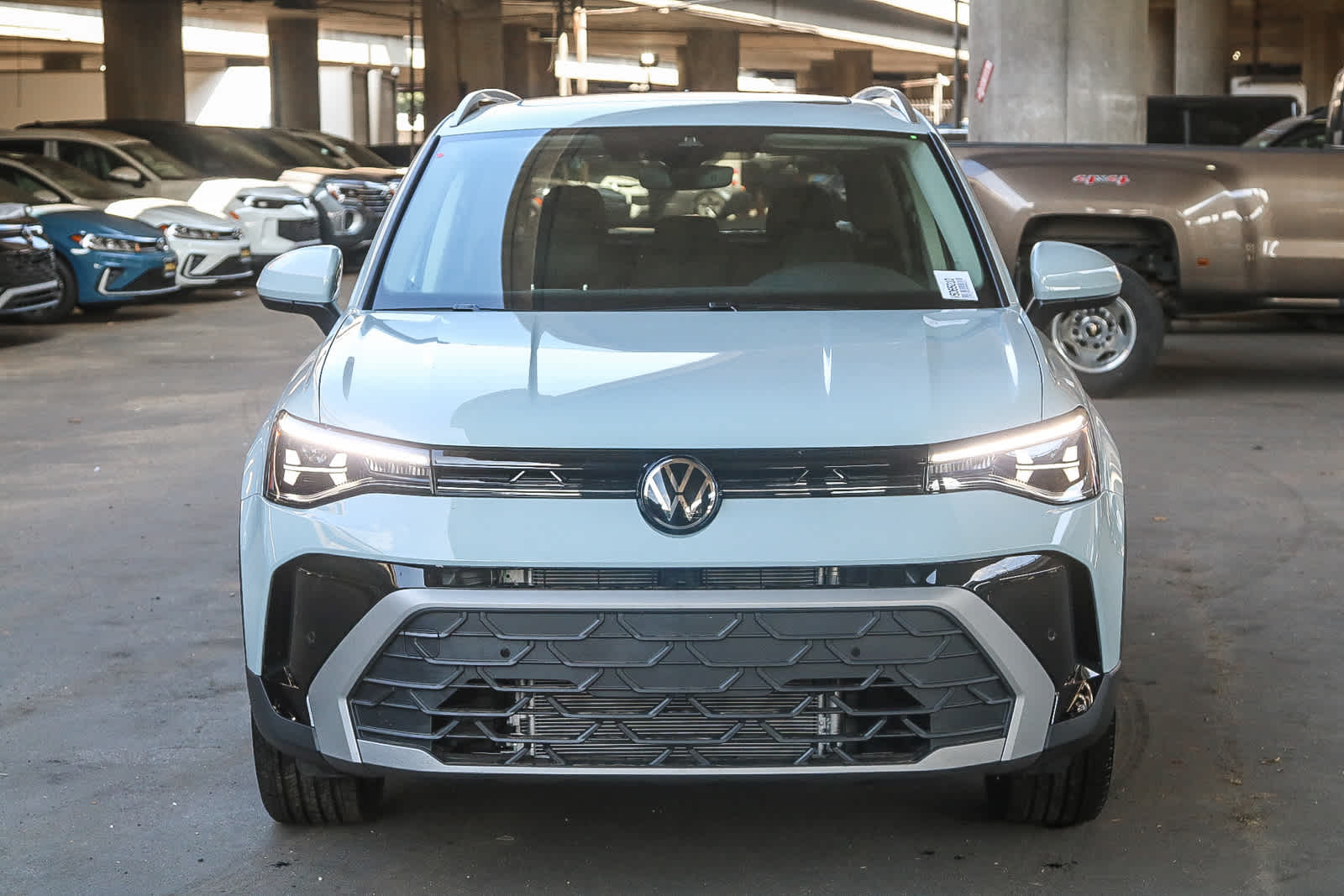 Thumbnail: 2025 Volkswagen Taos - 2