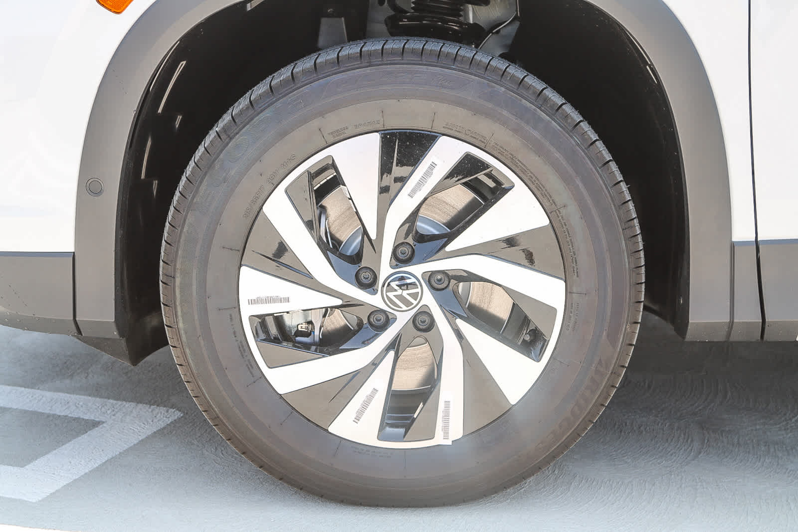Thumbnail: 2025 Volkswagen Tiguan - 11