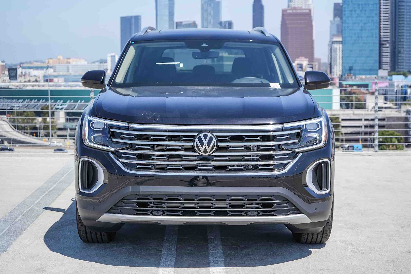 Thumbnail: 2026 Volkswagen Atlas - 2