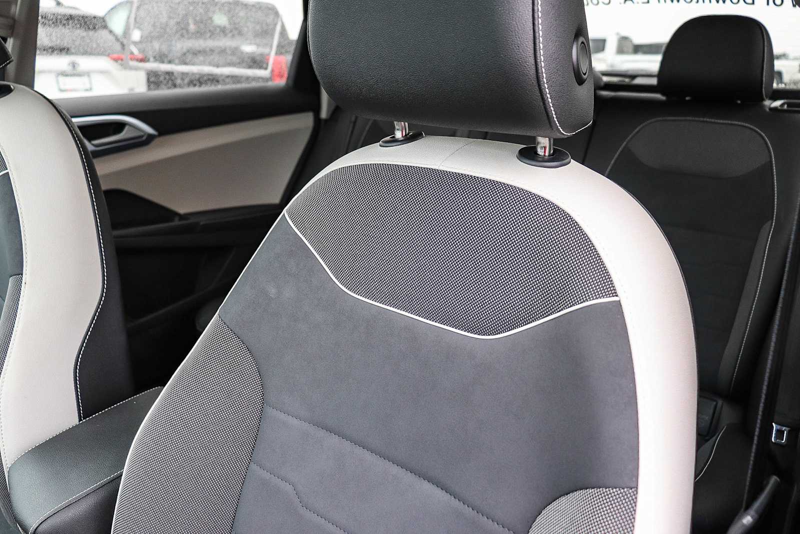 Thumbnail: 2025 Volkswagen Taos - 26