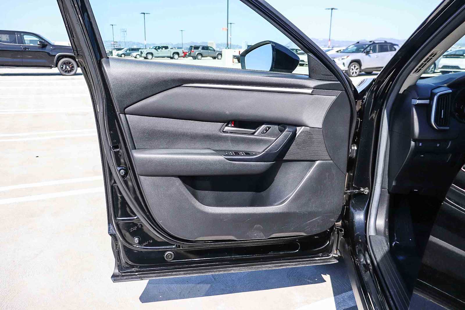 Thumbnail: 2024 Mazda CX-50 - 21