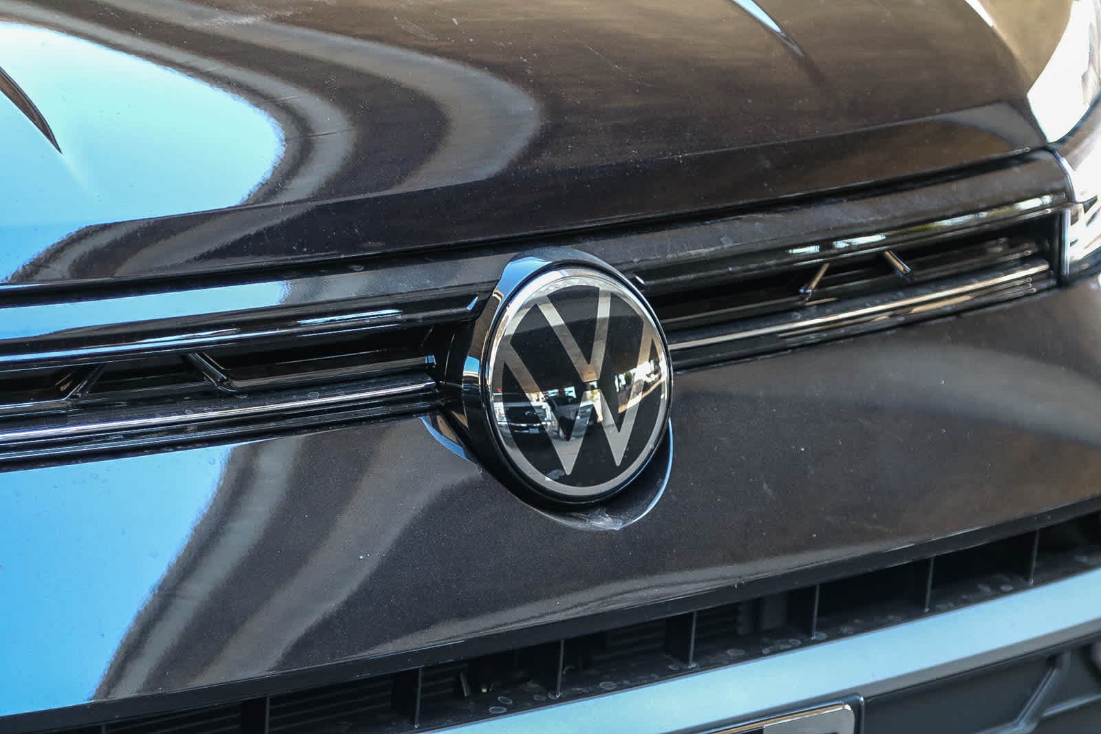 Thumbnail: 2025 Volkswagen Taos - 5