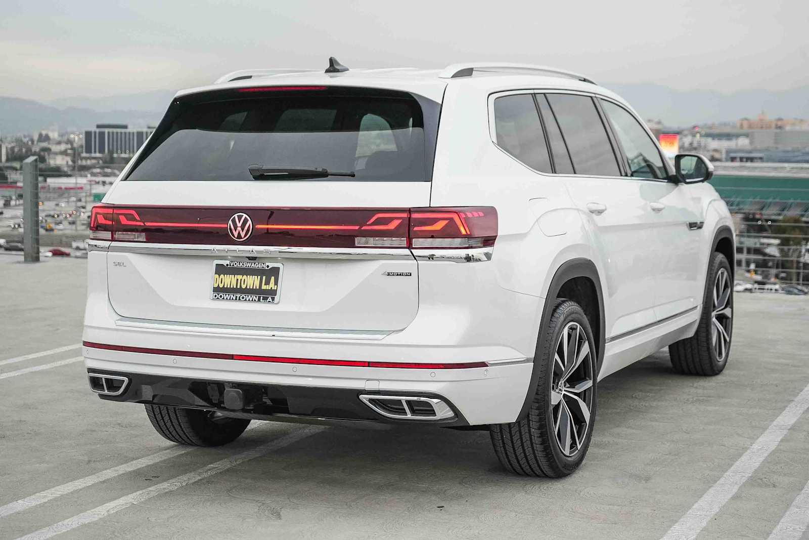 Thumbnail: 2025 Volkswagen Atlas - 6