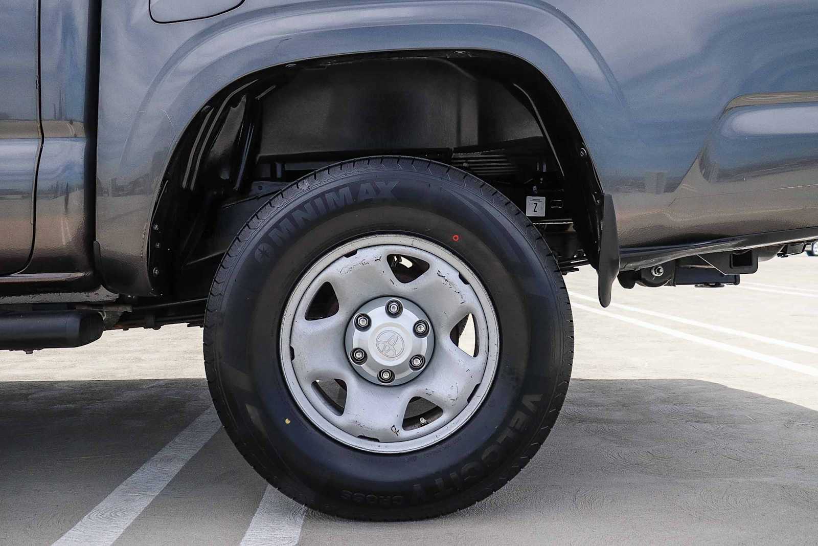 2021 Toyota Tacoma SR5 - Photo 10
