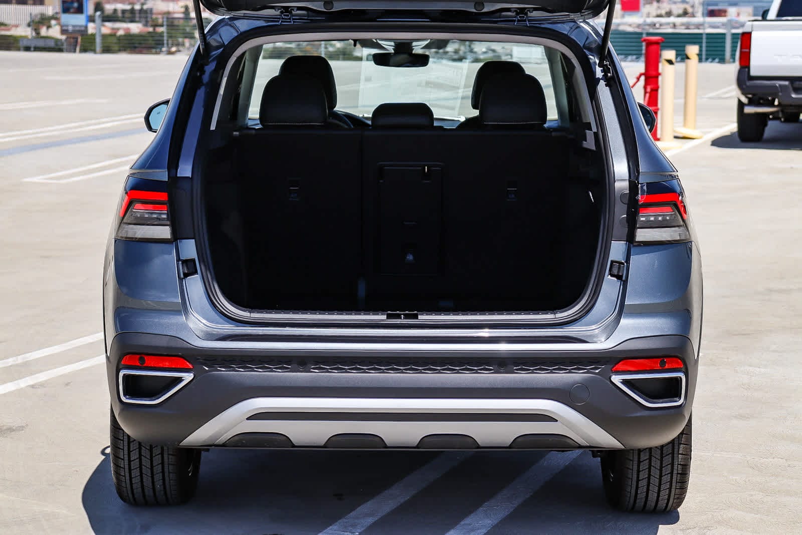 Thumbnail: 2026 Volkswagen Taos - 12