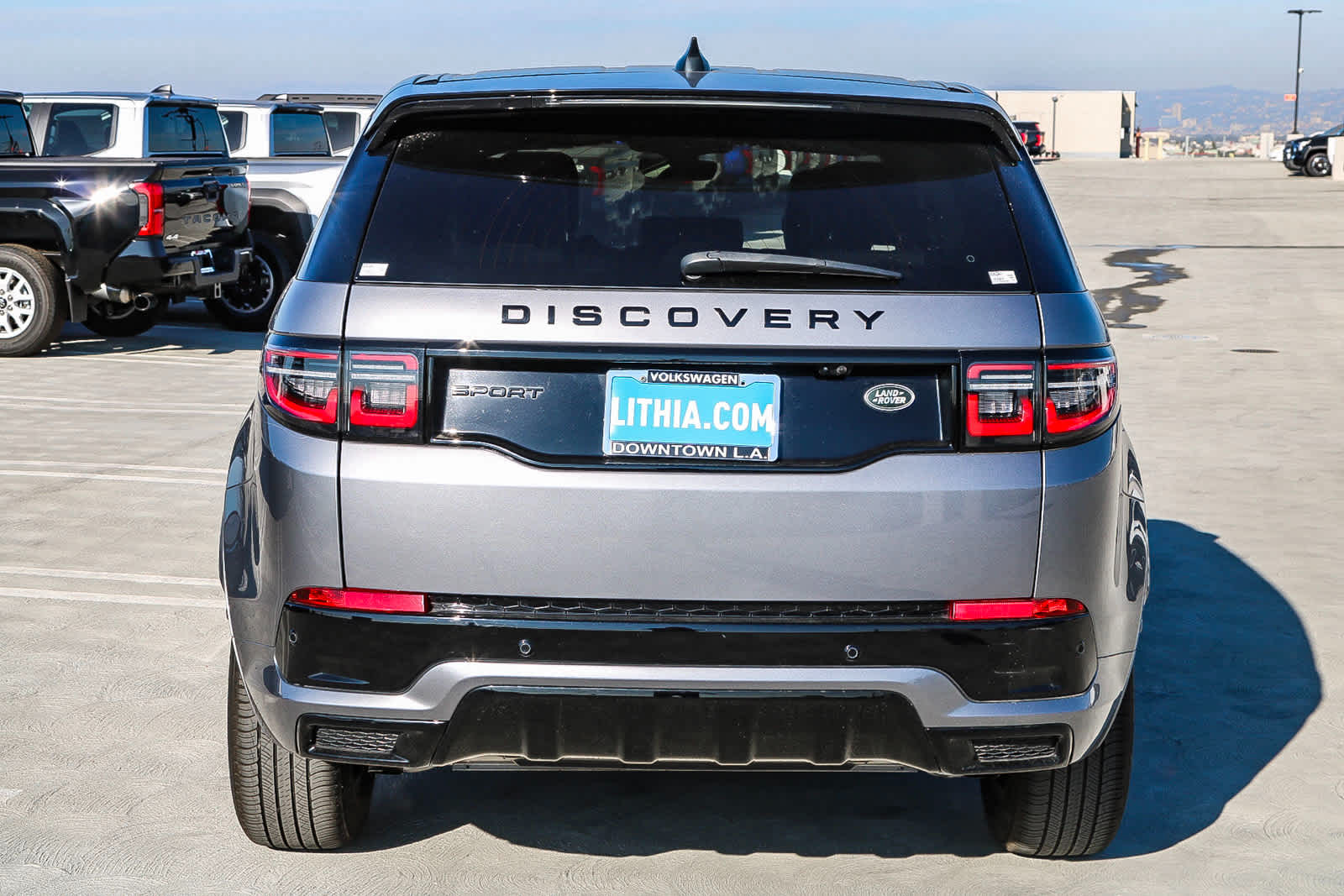 Thumbnail: 2021 Land Rover Discovery Sport - 7