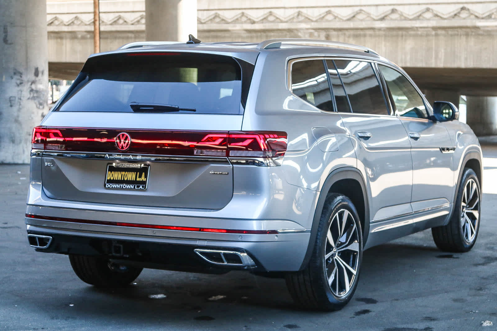 Thumbnail: 2026 Volkswagen Atlas - 6