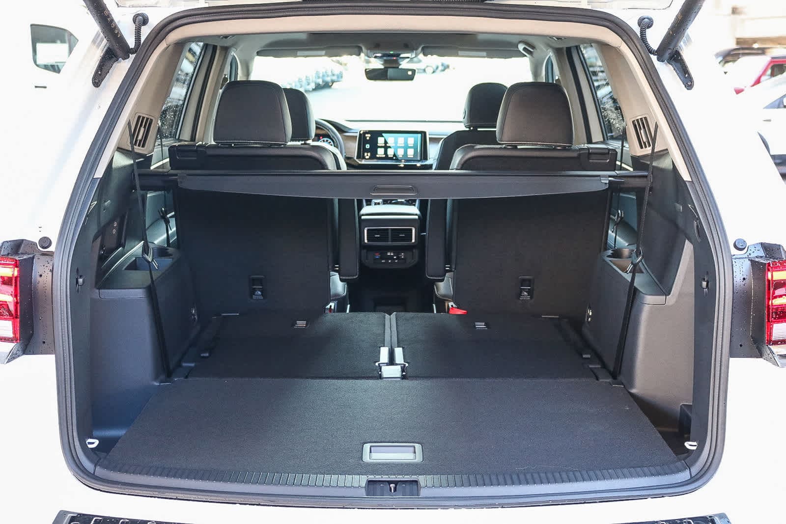 Thumbnail: 2026 Volkswagen Atlas - 12