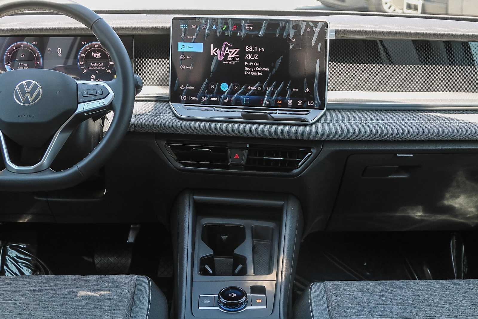 Thumbnail: 2025 Volkswagen Tiguan - 15