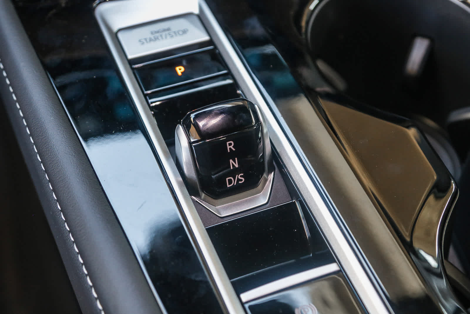 Thumbnail: 2026 Volkswagen Atlas - 21