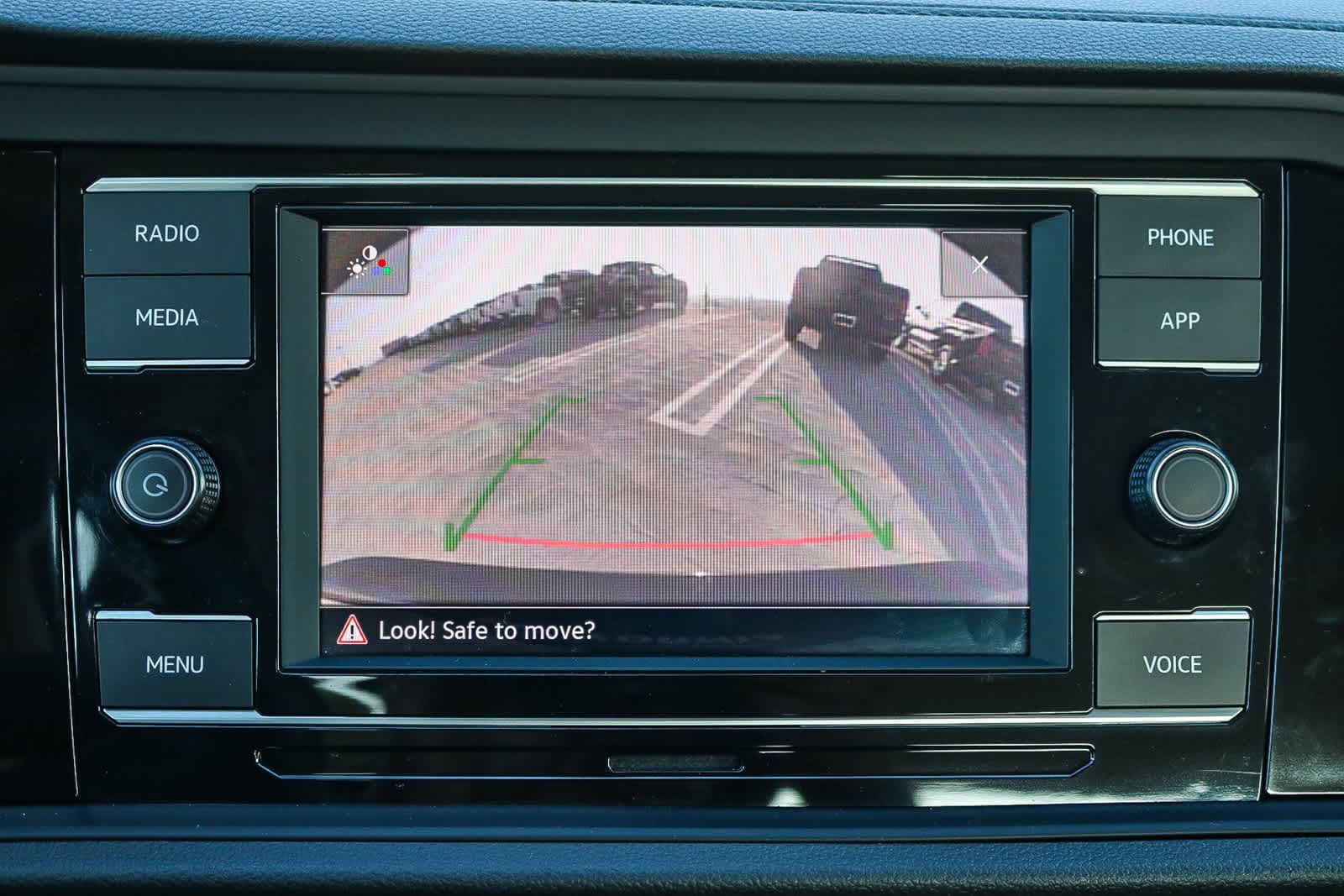 Thumbnail: 2024 Volkswagen Jetta - 24