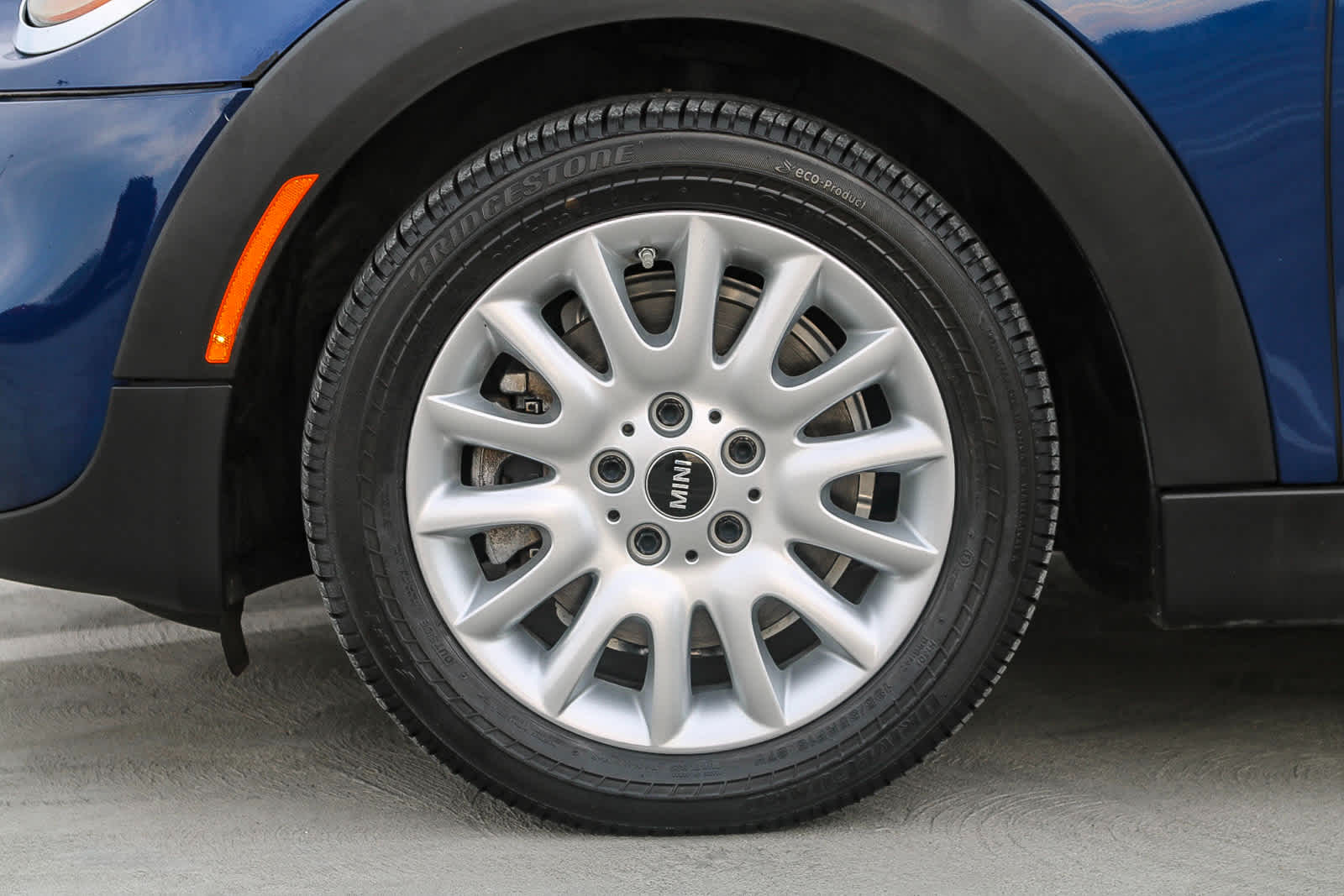 Thumbnail: 2015 MINI Cooper Hardtop - 12