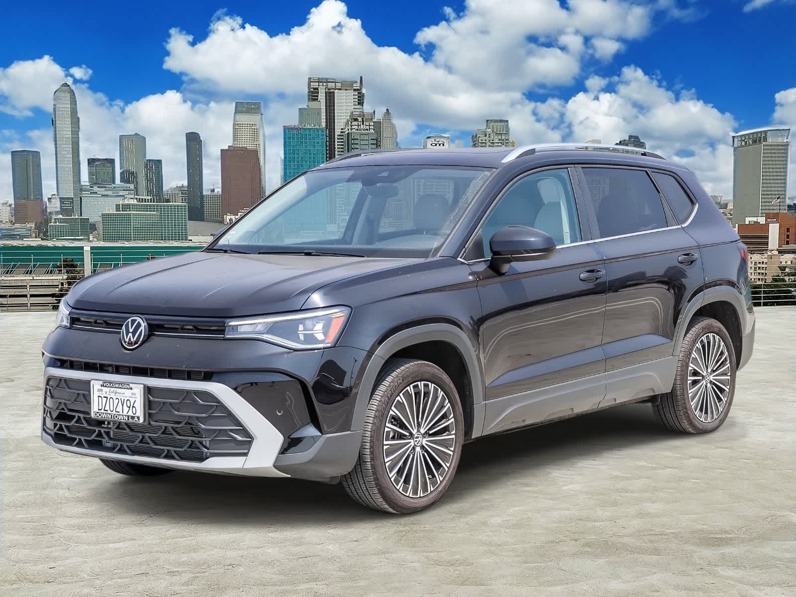 2025 Volkswagen Taos SE