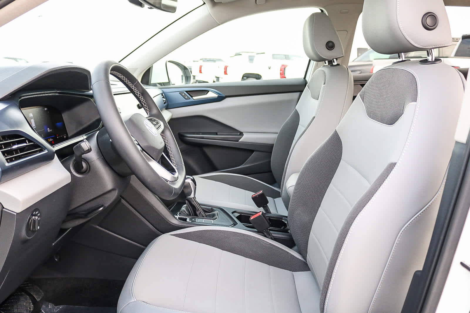 Thumbnail: 2023 Volkswagen Taos - 17