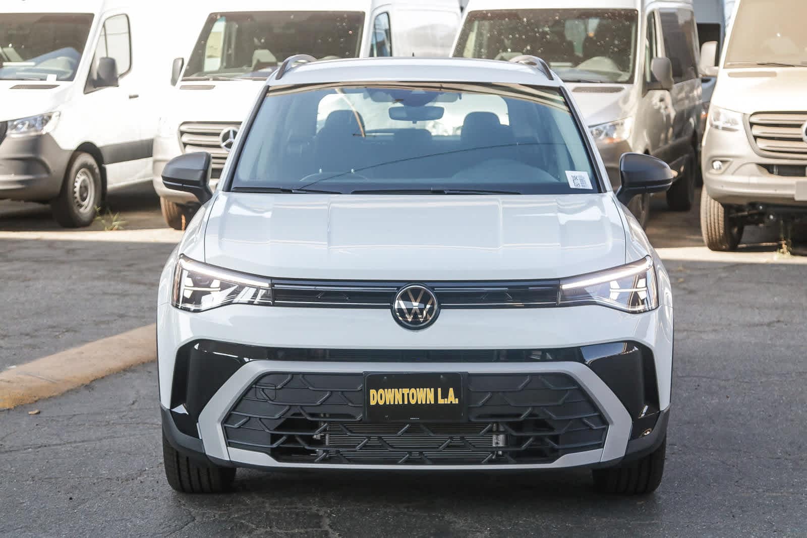 Thumbnail: 2025 Volkswagen Taos - 2