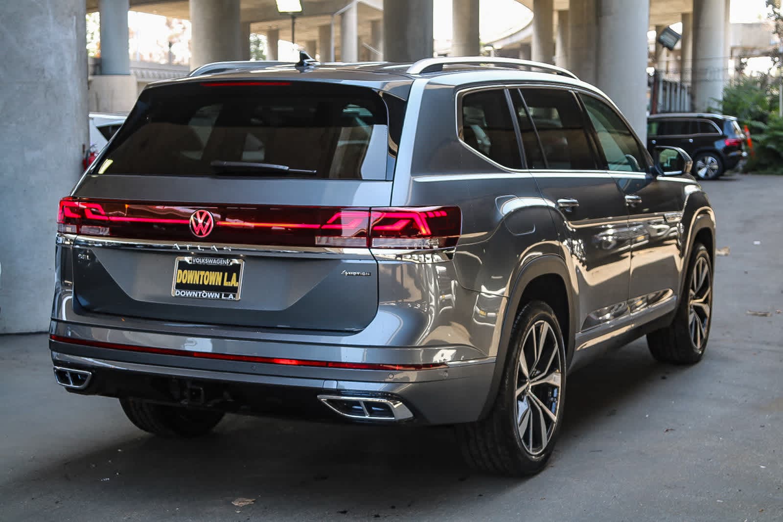 Thumbnail: 2025 Volkswagen Atlas - 6