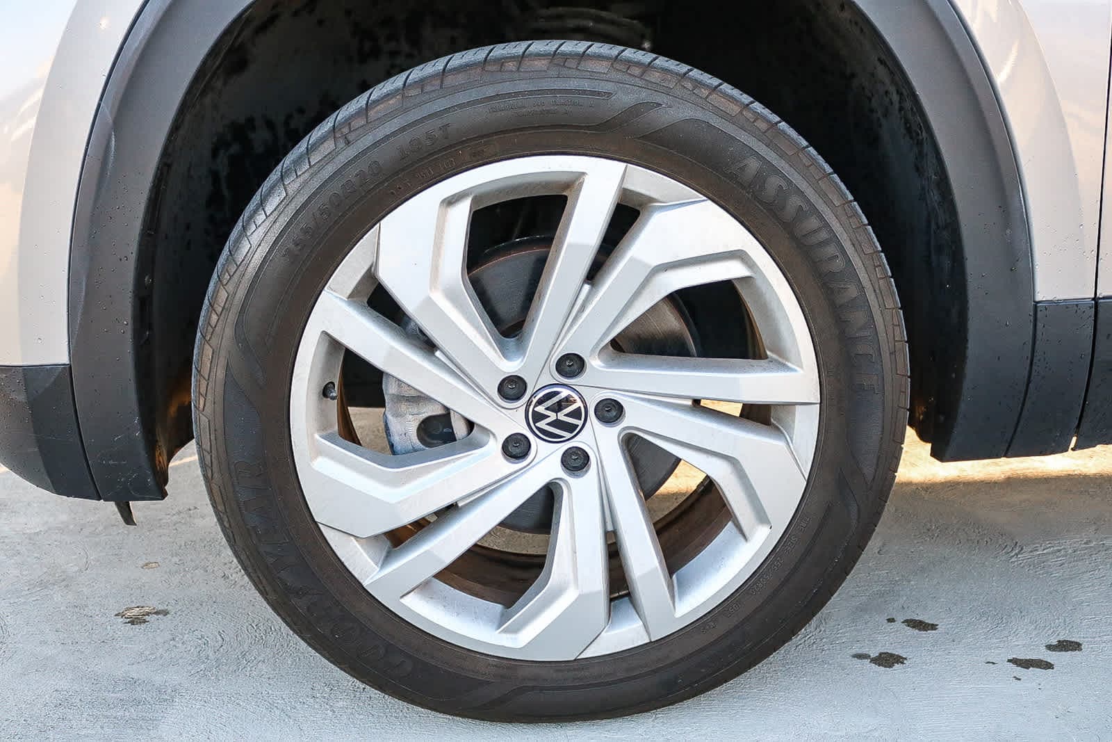 Thumbnail: 2022 Volkswagen Atlas - 11