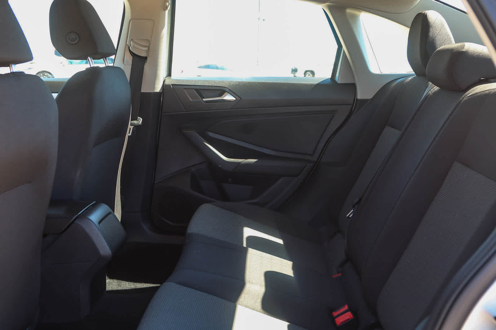 Thumbnail: 2021 Volkswagen Jetta - 18