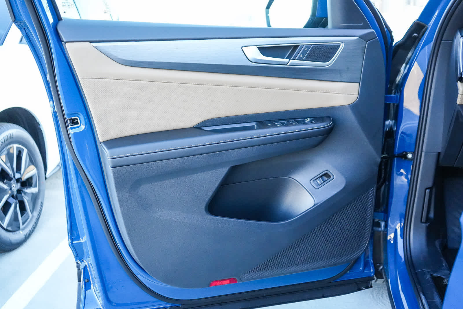 Thumbnail: 2026 Volkswagen Atlas - 23