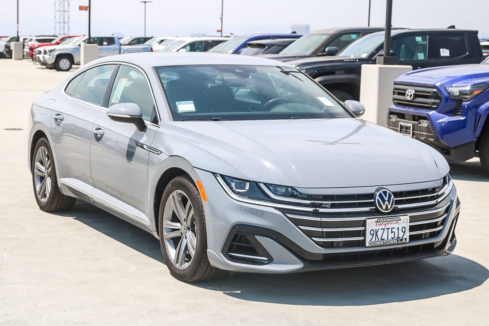 Thumbnail: 2023 Volkswagen Arteon - 3