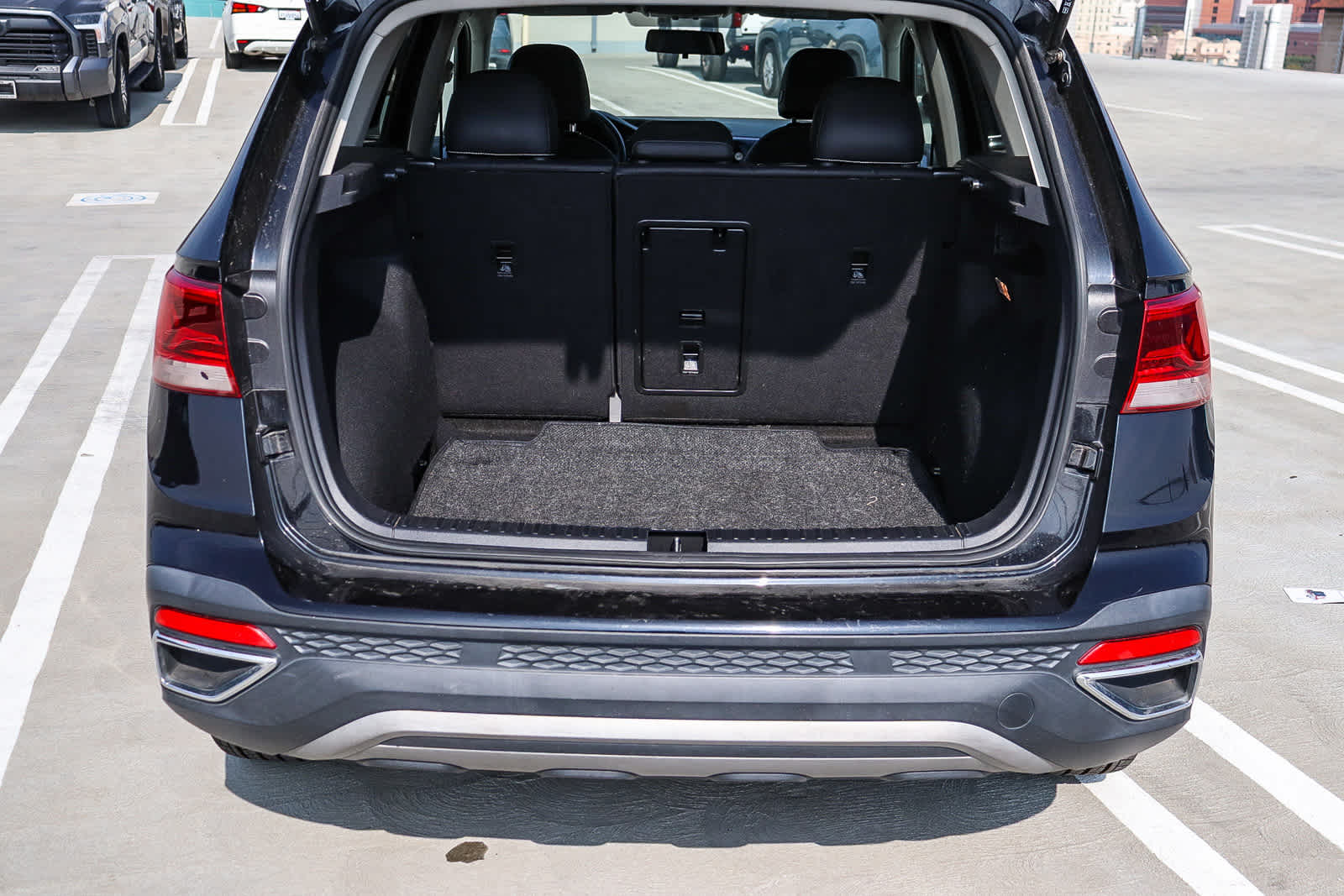 Thumbnail: 2022 Volkswagen Taos - 27