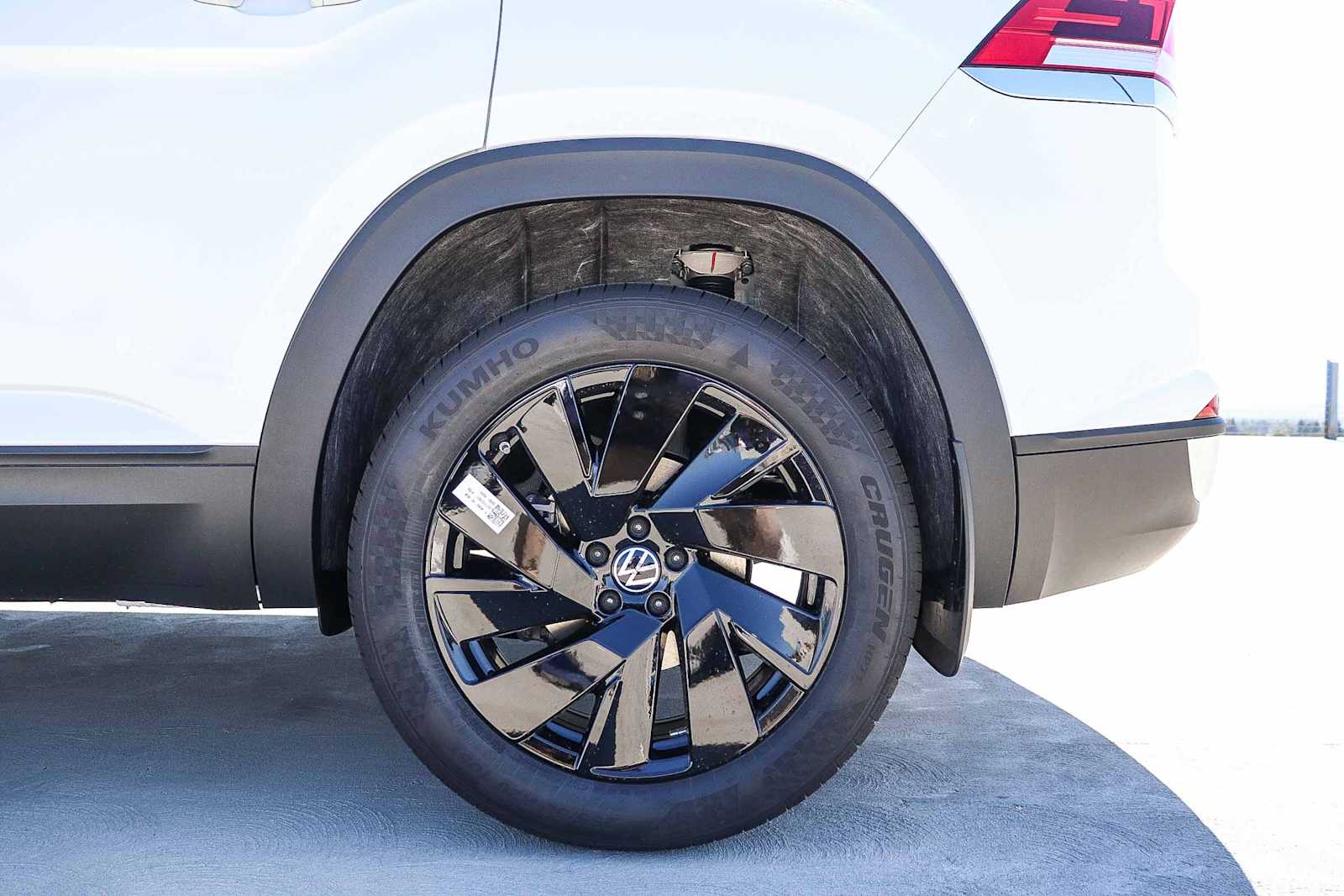 Thumbnail: 2026 Volkswagen Atlas - 10