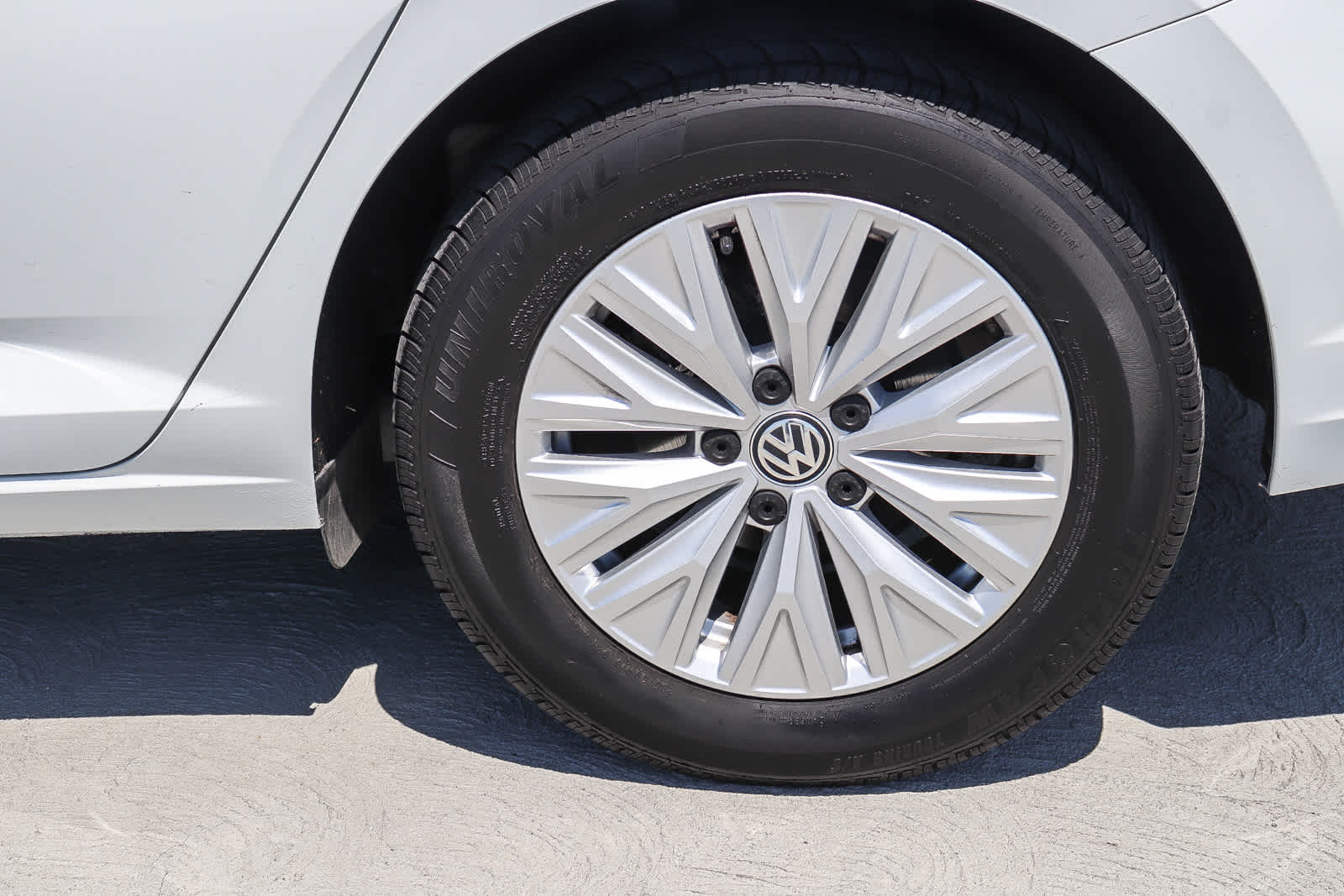 Thumbnail: 2019 Volkswagen Jetta - 12