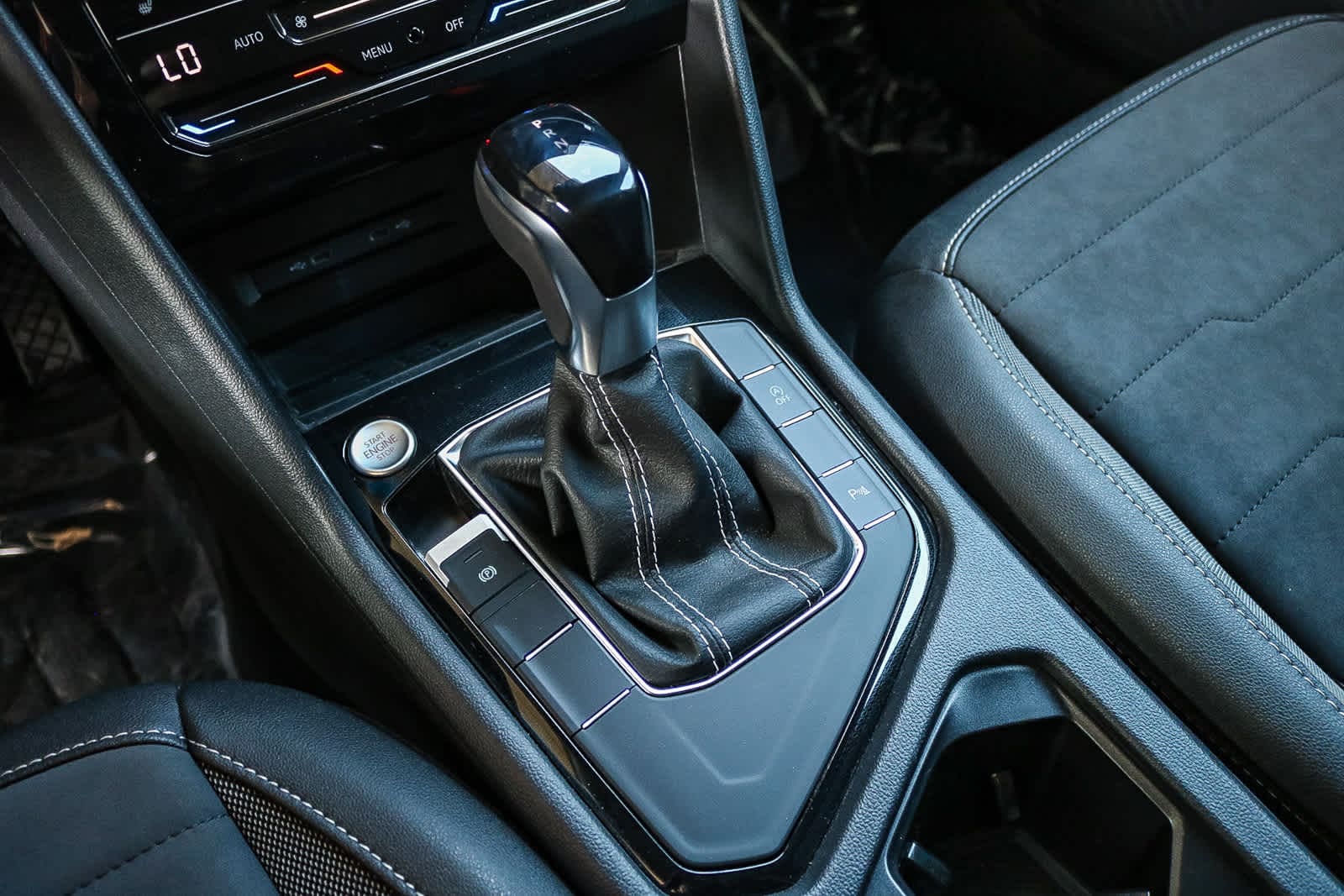 Thumbnail: 2025 Volkswagen Taos - 21