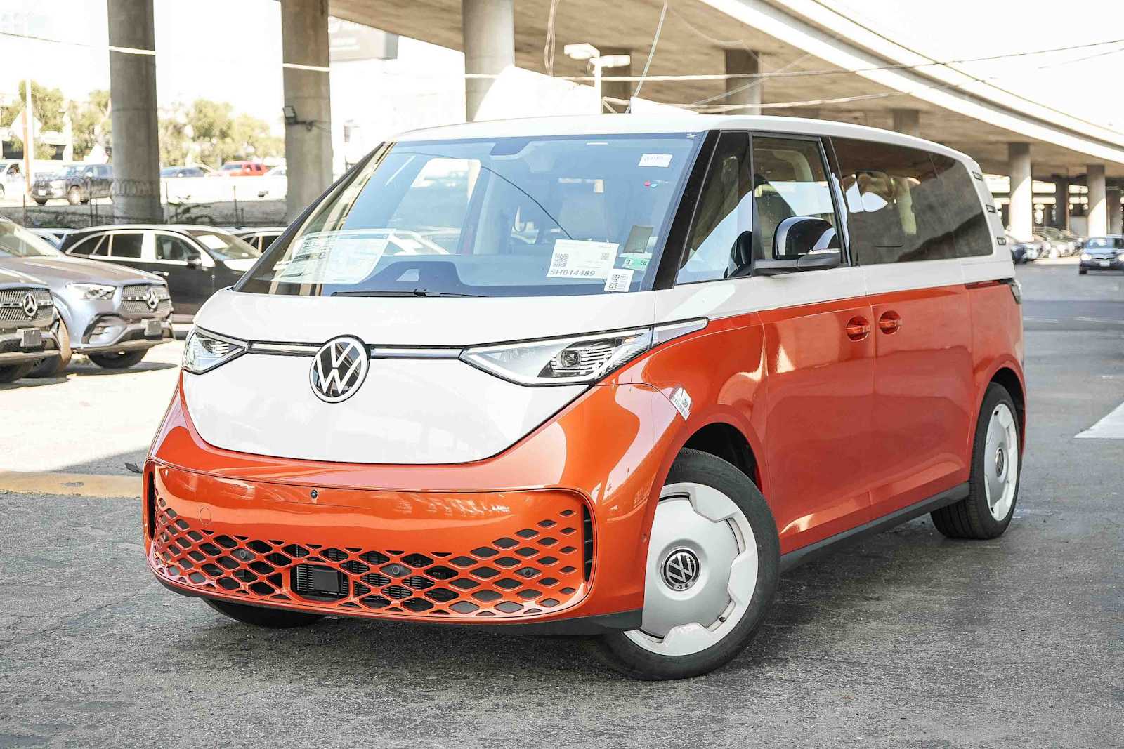 2025 Volkswagen ID. Buzz 1st Edition Two-Tone's photo