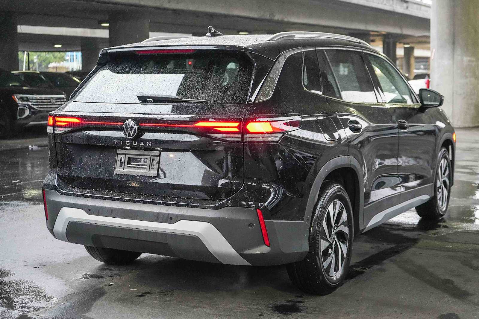 Thumbnail: 2026 Volkswagen Tiguan - 6