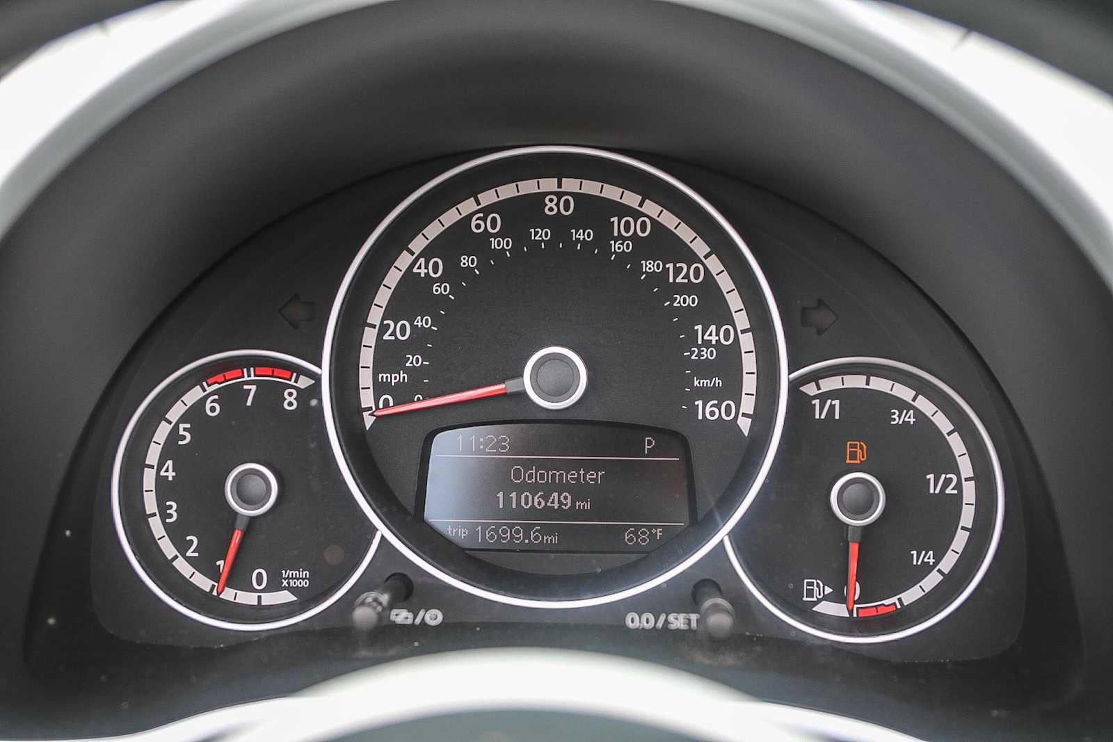 Thumbnail: 2014 Volkswagen Beetle - 26