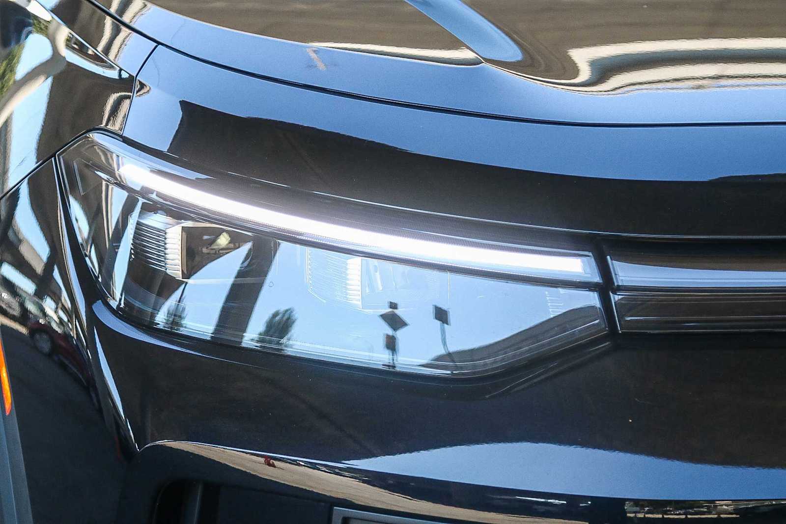 Thumbnail: 2025 Volkswagen Tiguan - 4