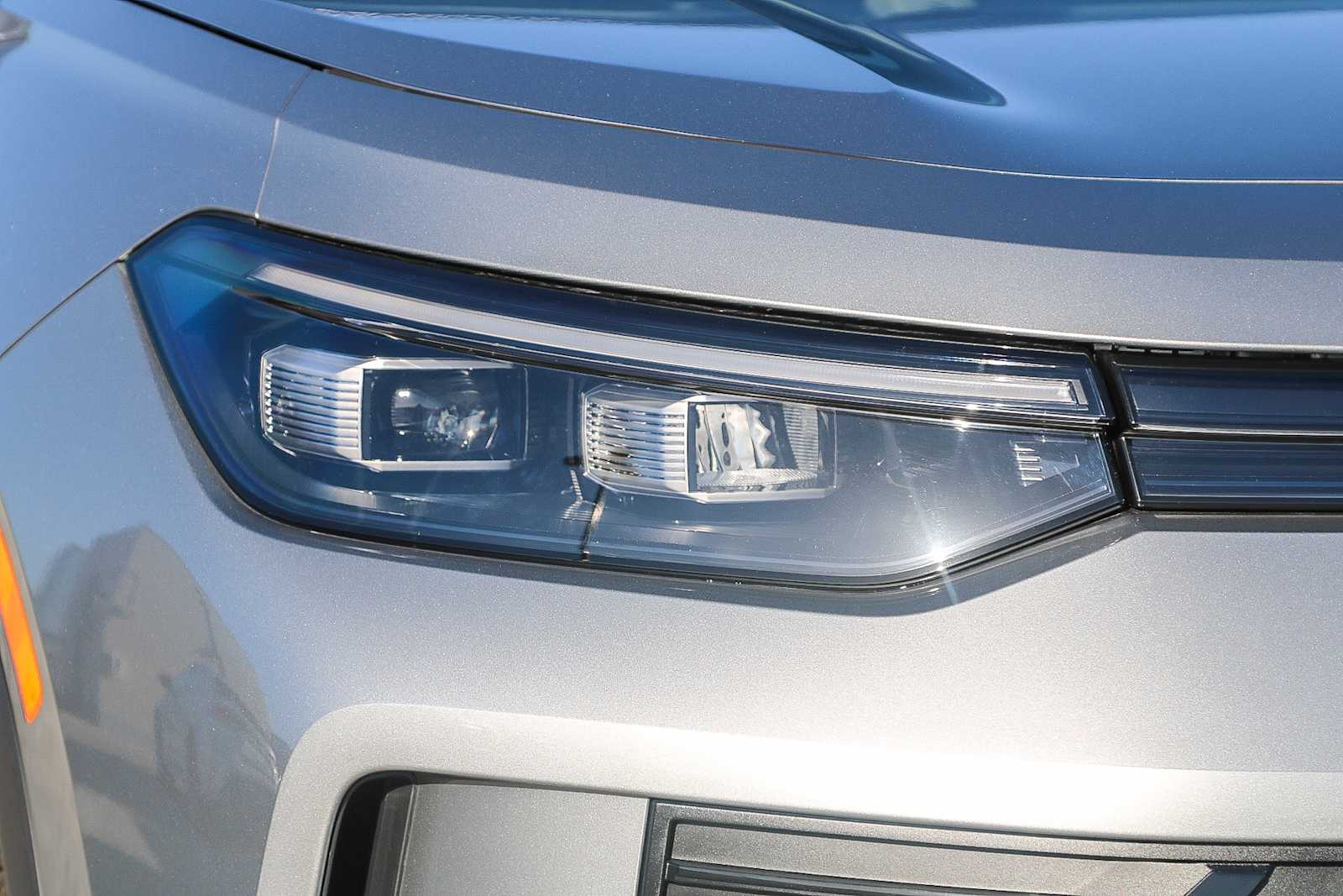 Thumbnail: 2025 Volkswagen Tiguan - 4