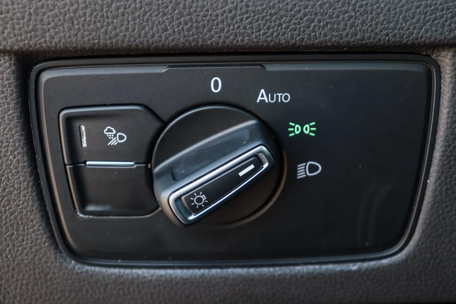 Thumbnail: 2023 Volkswagen Arteon - 24