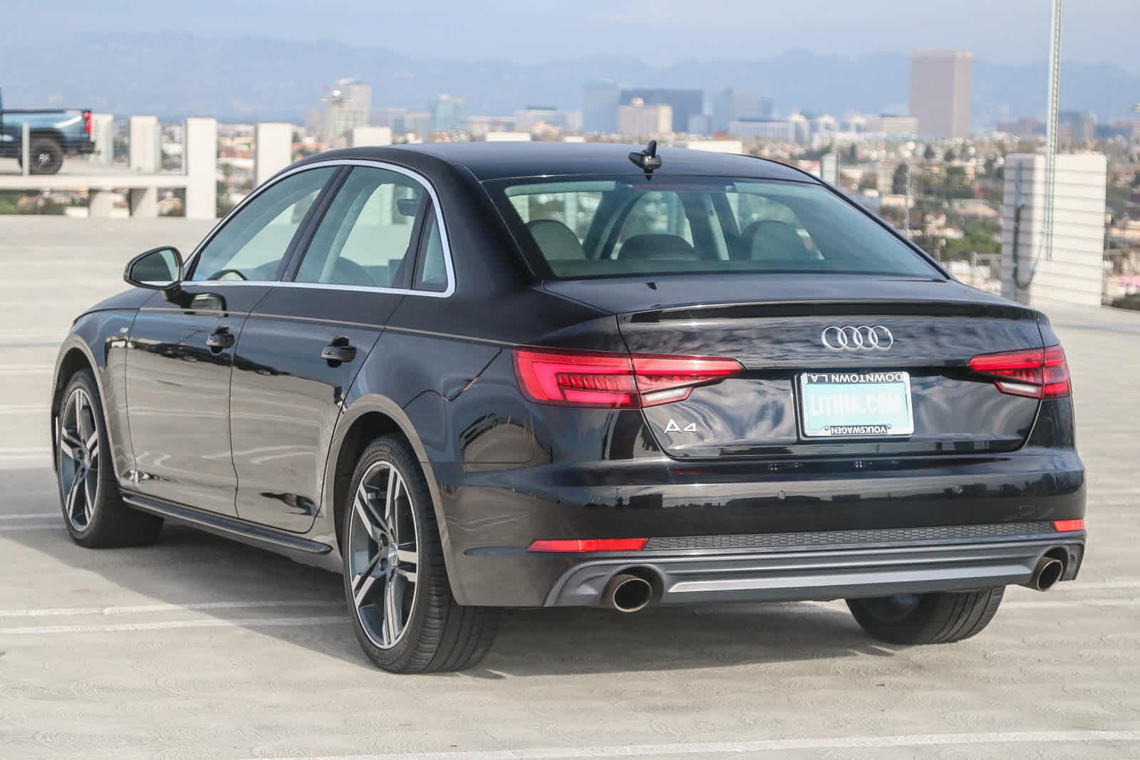 Thumbnail: 2017 Audi A4 - 8