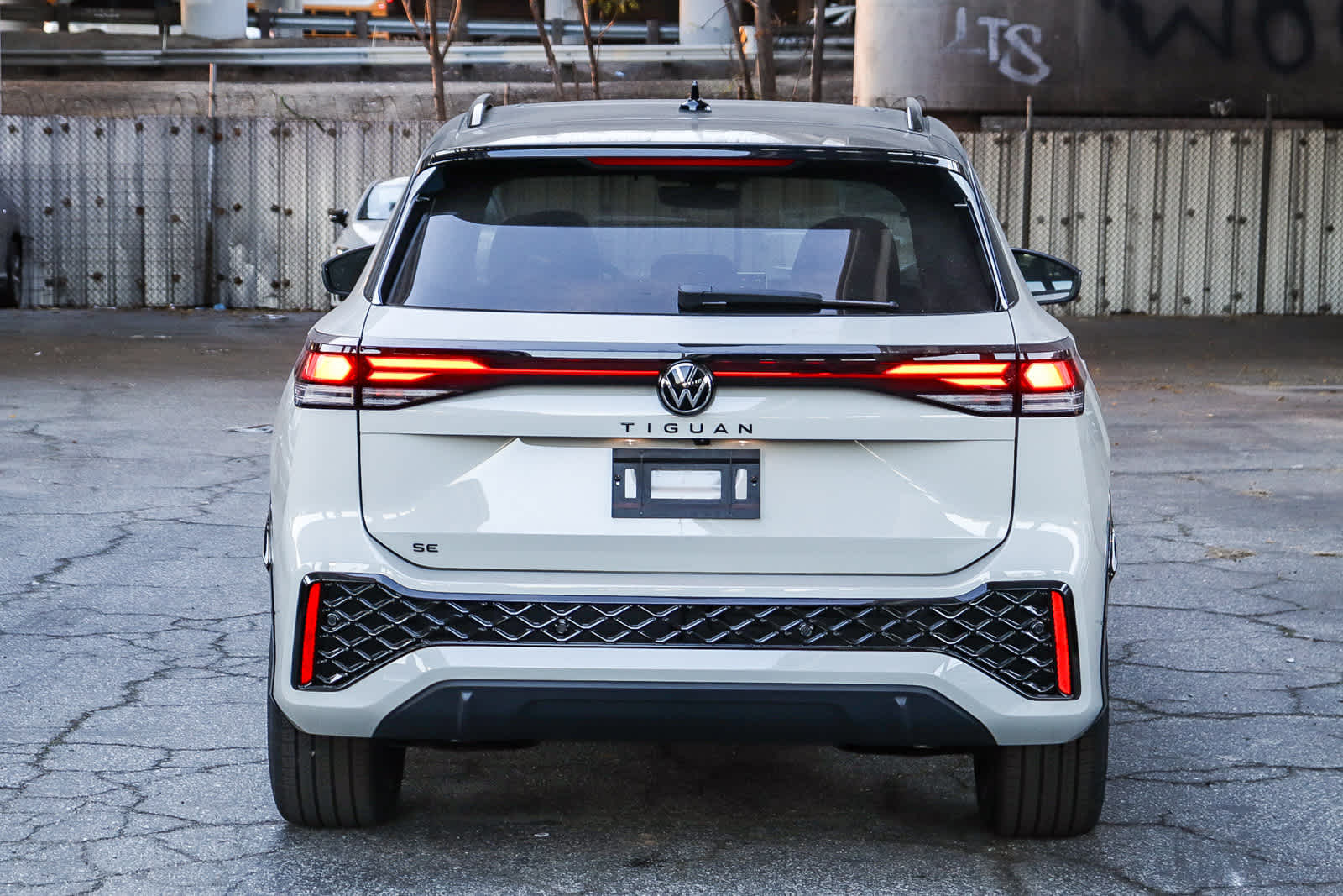 Thumbnail: 2026 Volkswagen Tiguan - 5